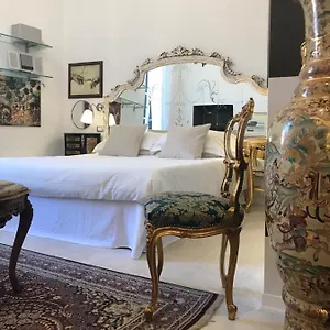 sanctus-syrus.hotelitalianriviera.com/