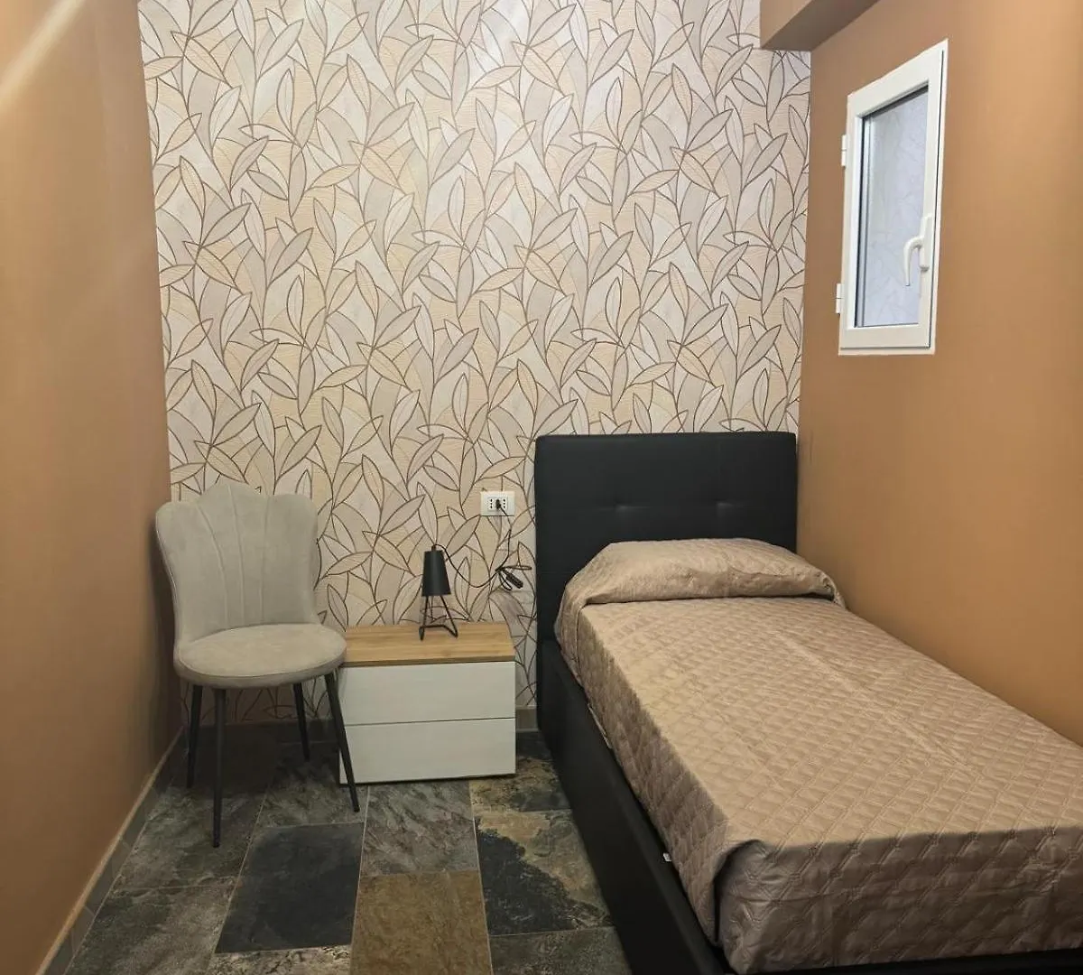B&B Dimora Emily Palermo Guest house
